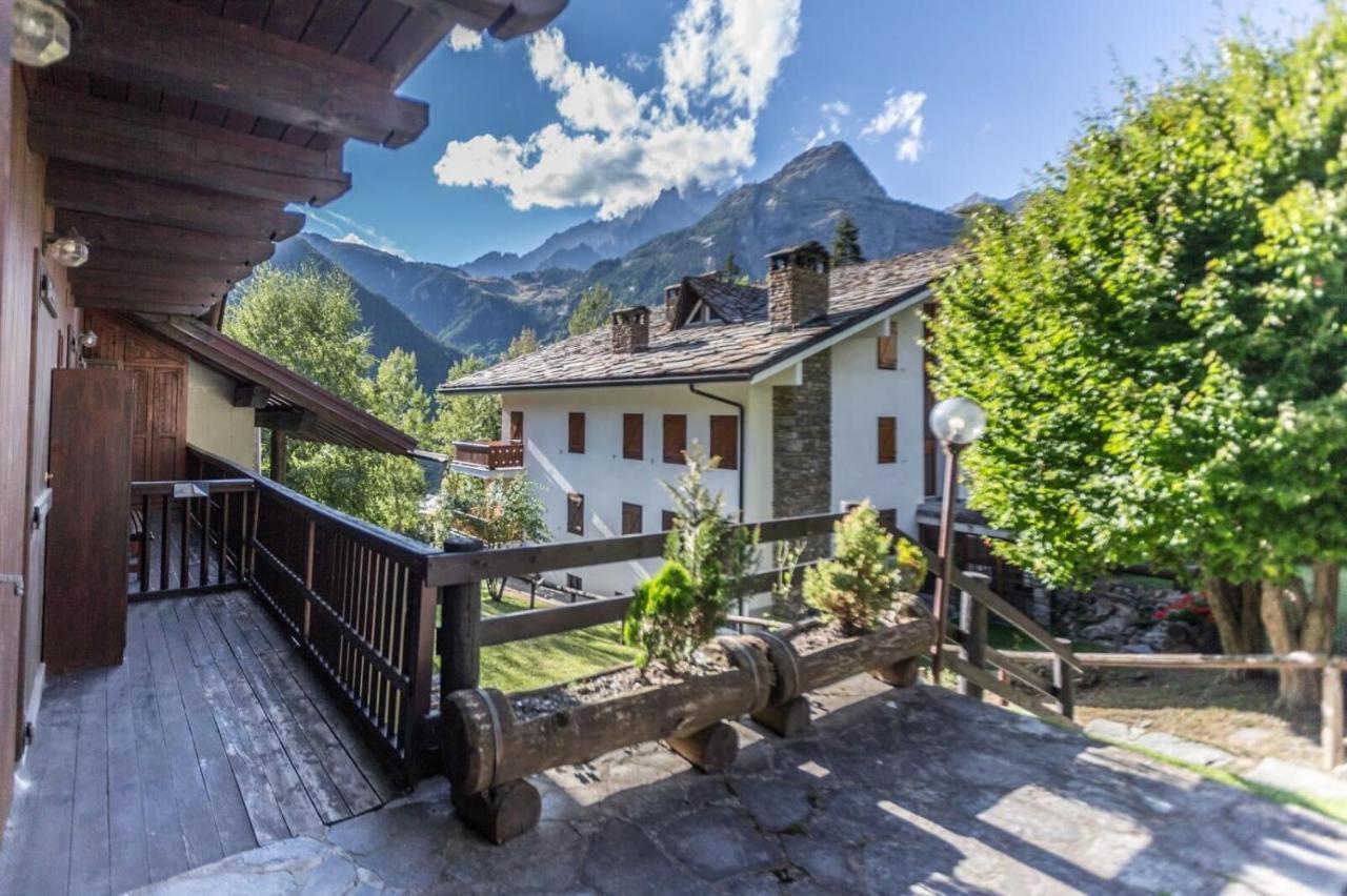 Altido Charming Apartments With Mountain Views And Green Backyard In Верранд Экстерьер фото