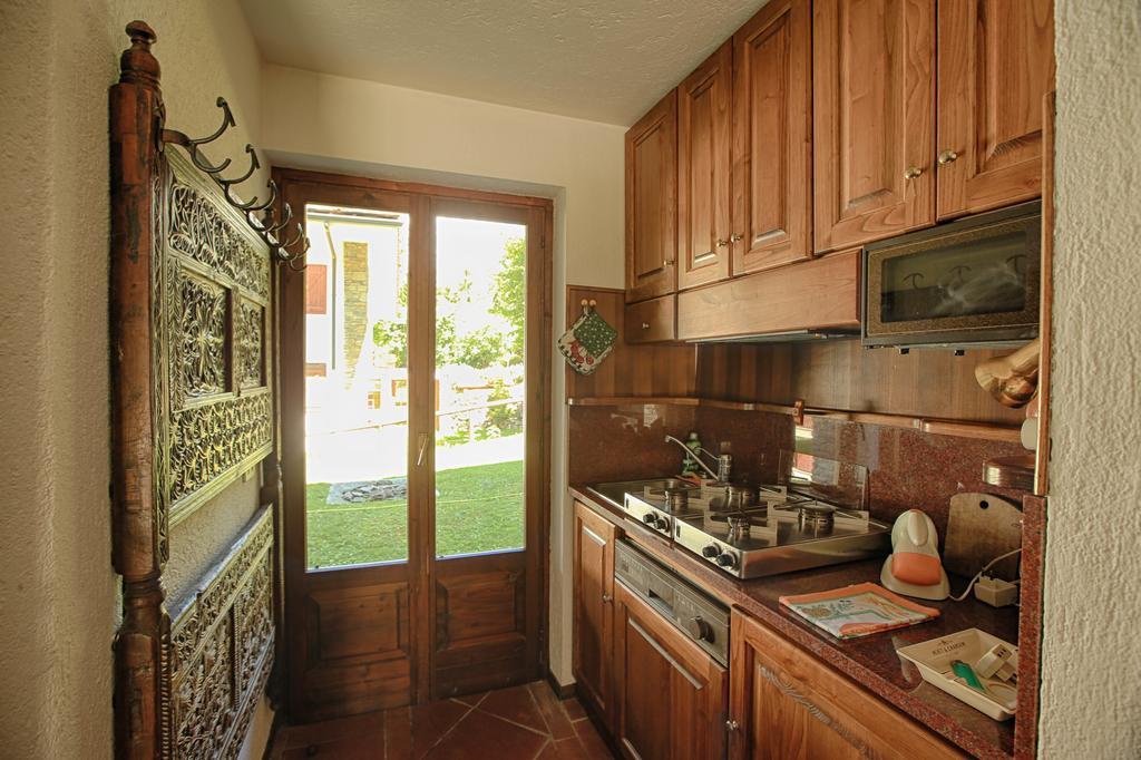 Altido Charming Apartments With Mountain Views And Green Backyard In Верранд Номер фото